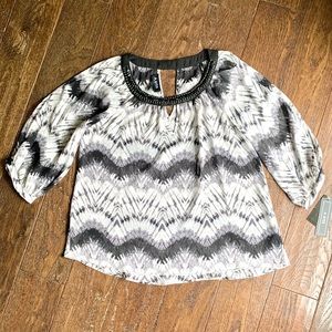 Open shoulder women’s blouse